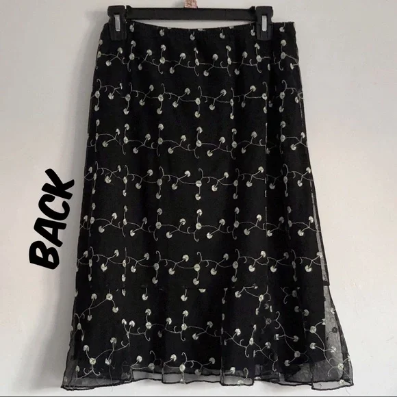 elementz ⋆ vintage embroidered skirt